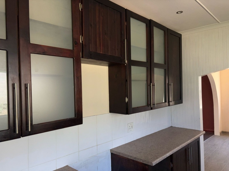 5 Bedroom Property for Sale in Beacon Bay North Eastern Cape